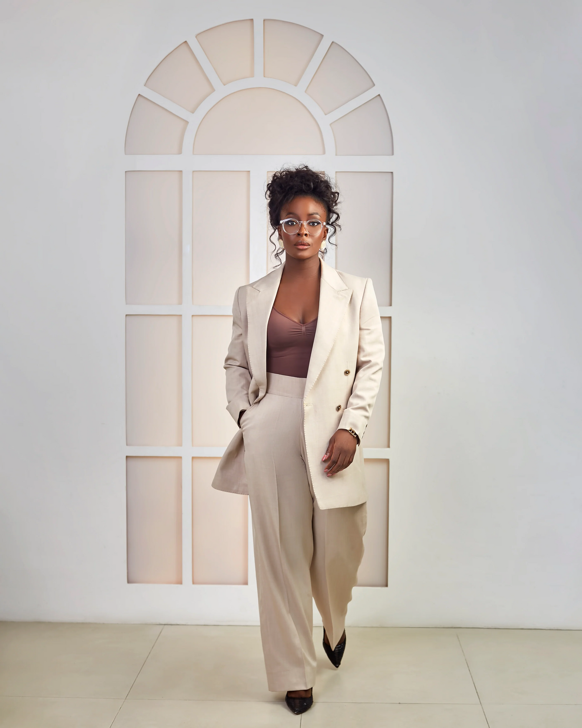 Ayomide Okanlawan’s Visual Language of Colour, Contrast, and Conviction